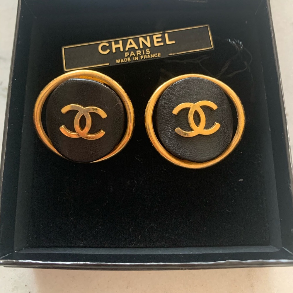 CHANEL DOUBLE C EARRINGS